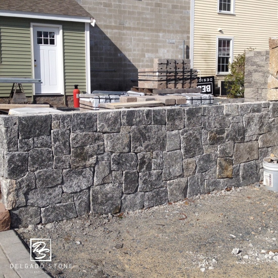 3 Times Manufactured Stone Veneer Is Better Than Real Stone